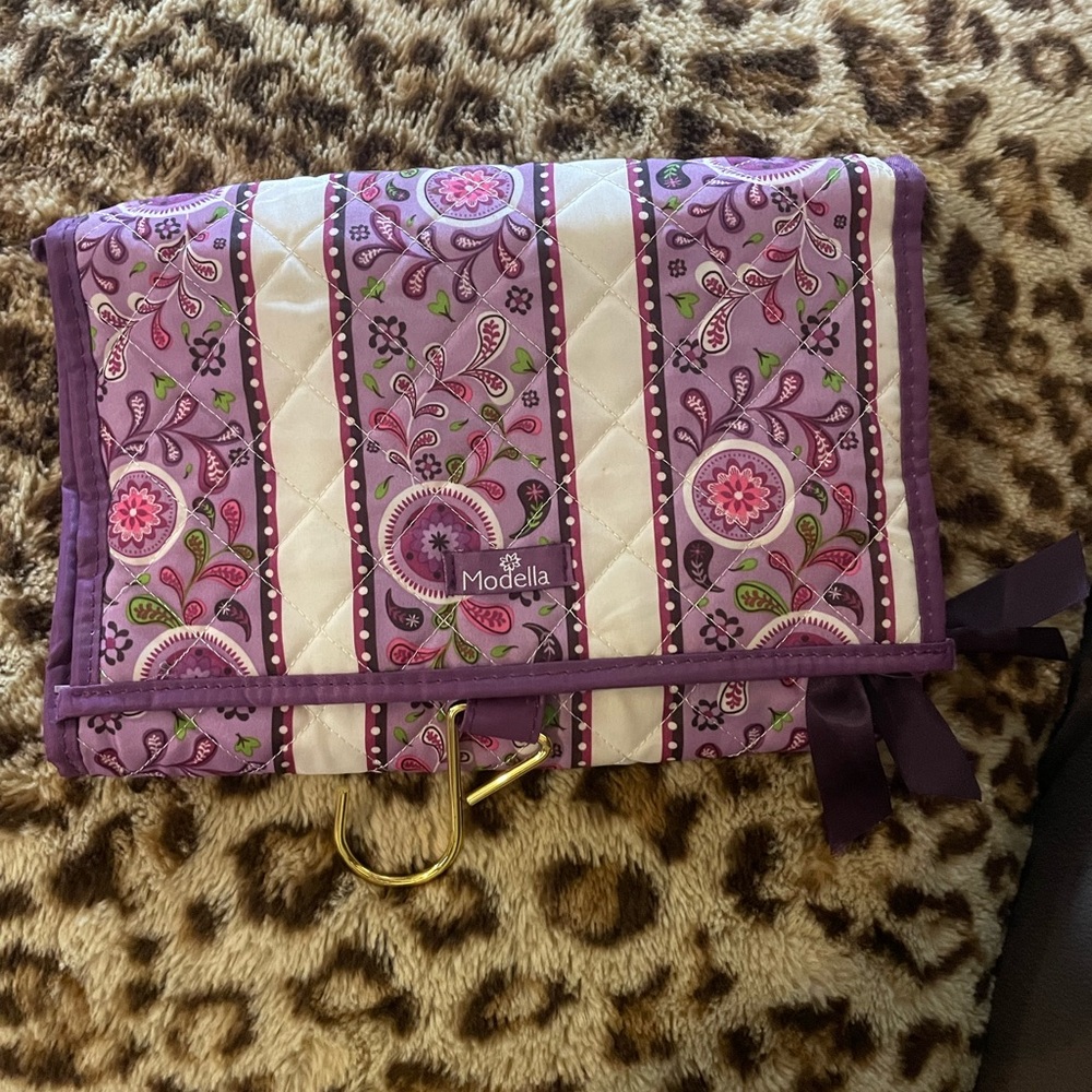 MODELLA PURPLE MAKEUP BAG ORGANIZER